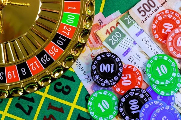 kompas platform interface showing live-dealer tables, sportsbook markets, and account dashboard