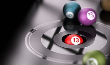Gem Saviour slot game interface on kompas showing five reels, paylines, and stake controls